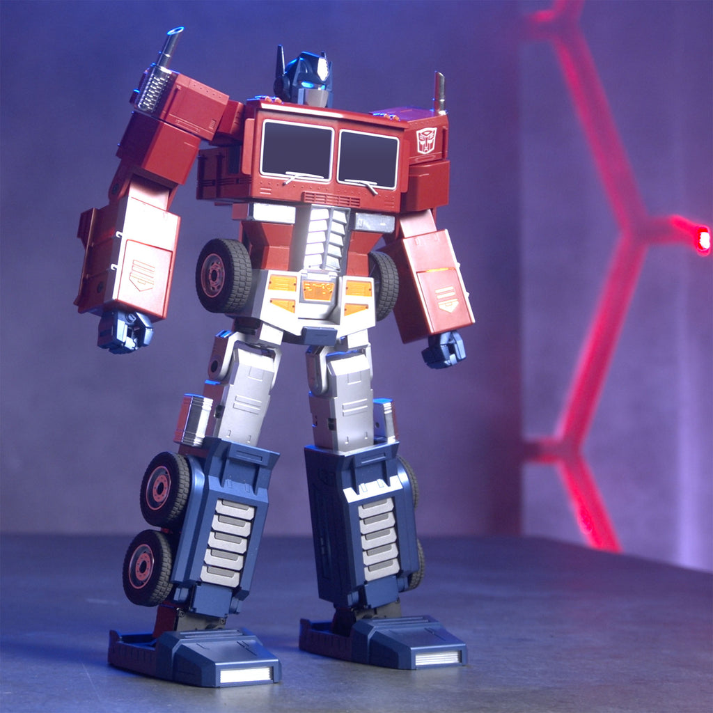 Robot Transformers Optimus Prime à conversion automatique de Robosen